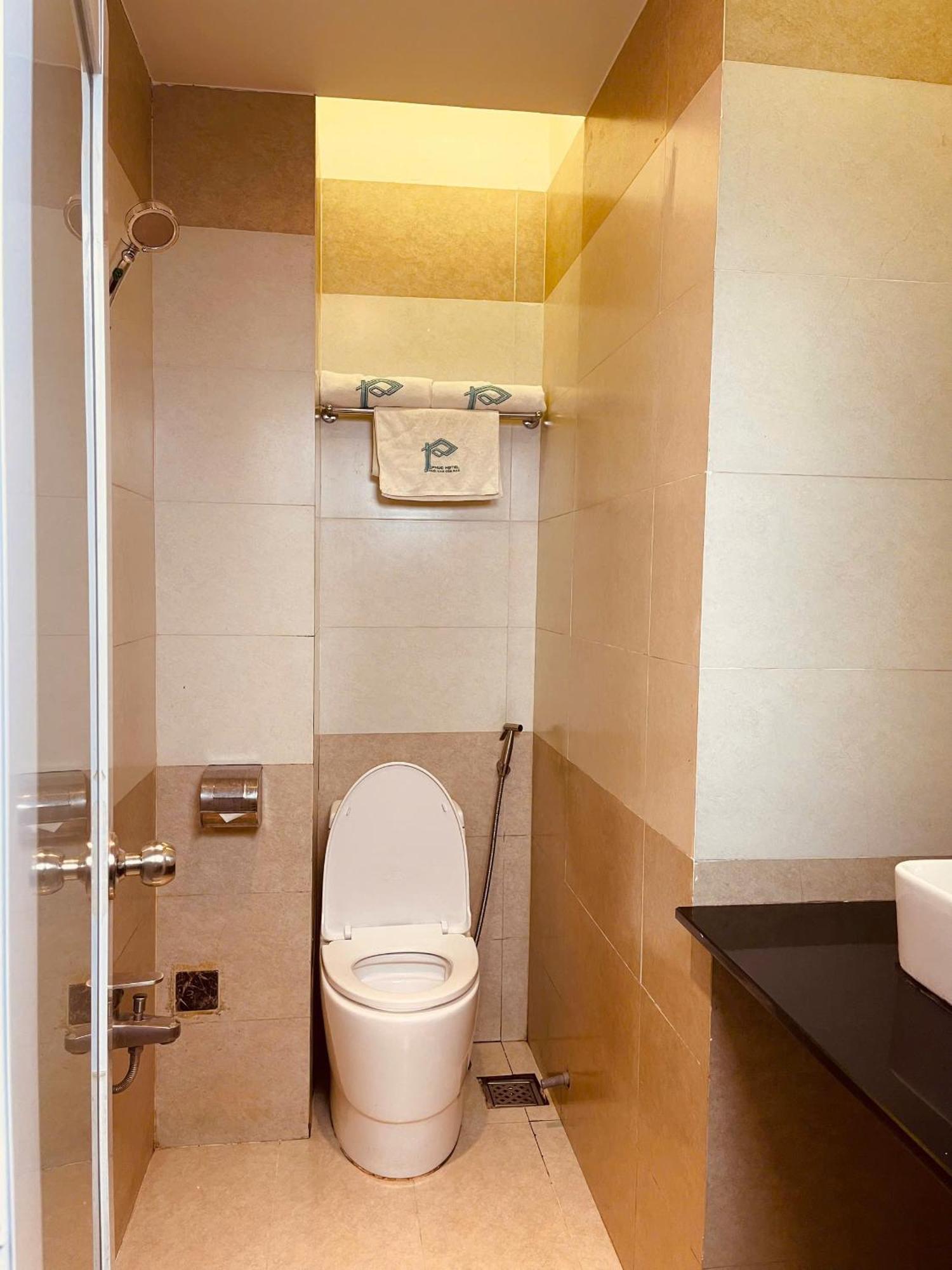 Cao Lãnh Phuc Hotel מראה חיצוני תמונה